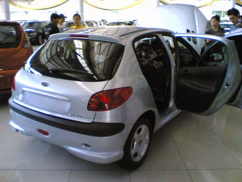 Naza (Peugeot) 206 Bestari Interior and Engine
