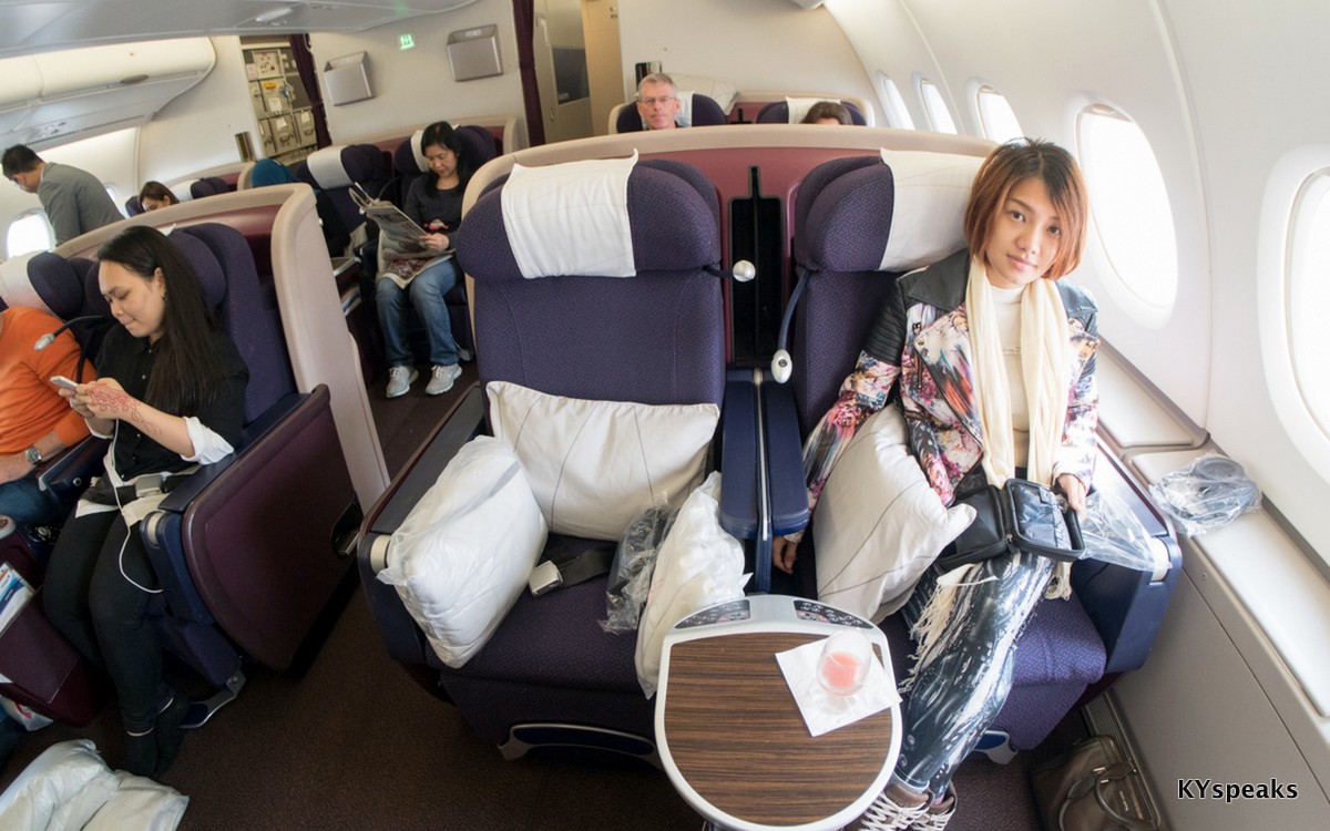 Business Class seats on board the A380, MH04