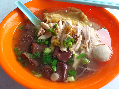 kuih teow soup with coagulated blood
