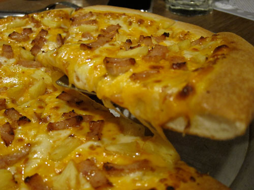 Cheesy Extreme 6 Pizza