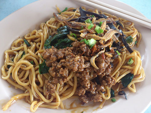 dry version with thin pan mee noodle