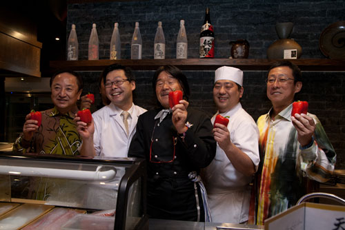 the owners, Chef Hiroshi Miura, Chef Atsushi Nishibuchi, and Iron Chef Sakai
